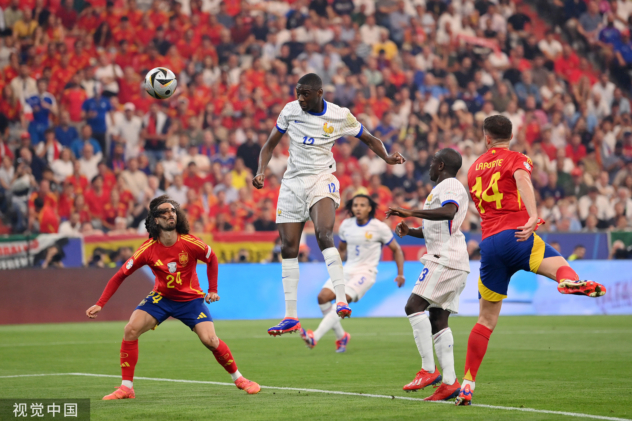 球盟会官方网站-瑞士足球进攻